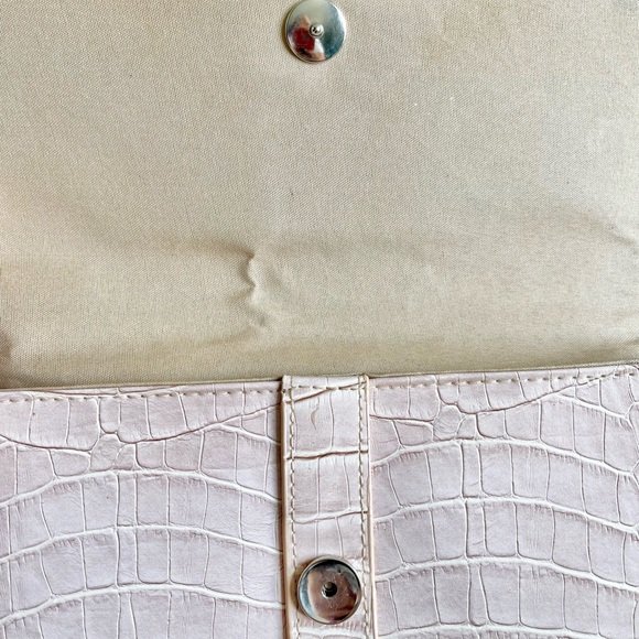 Chateau Pink Faux Croc Embossed Buckle Bag - Picture 3 of 7